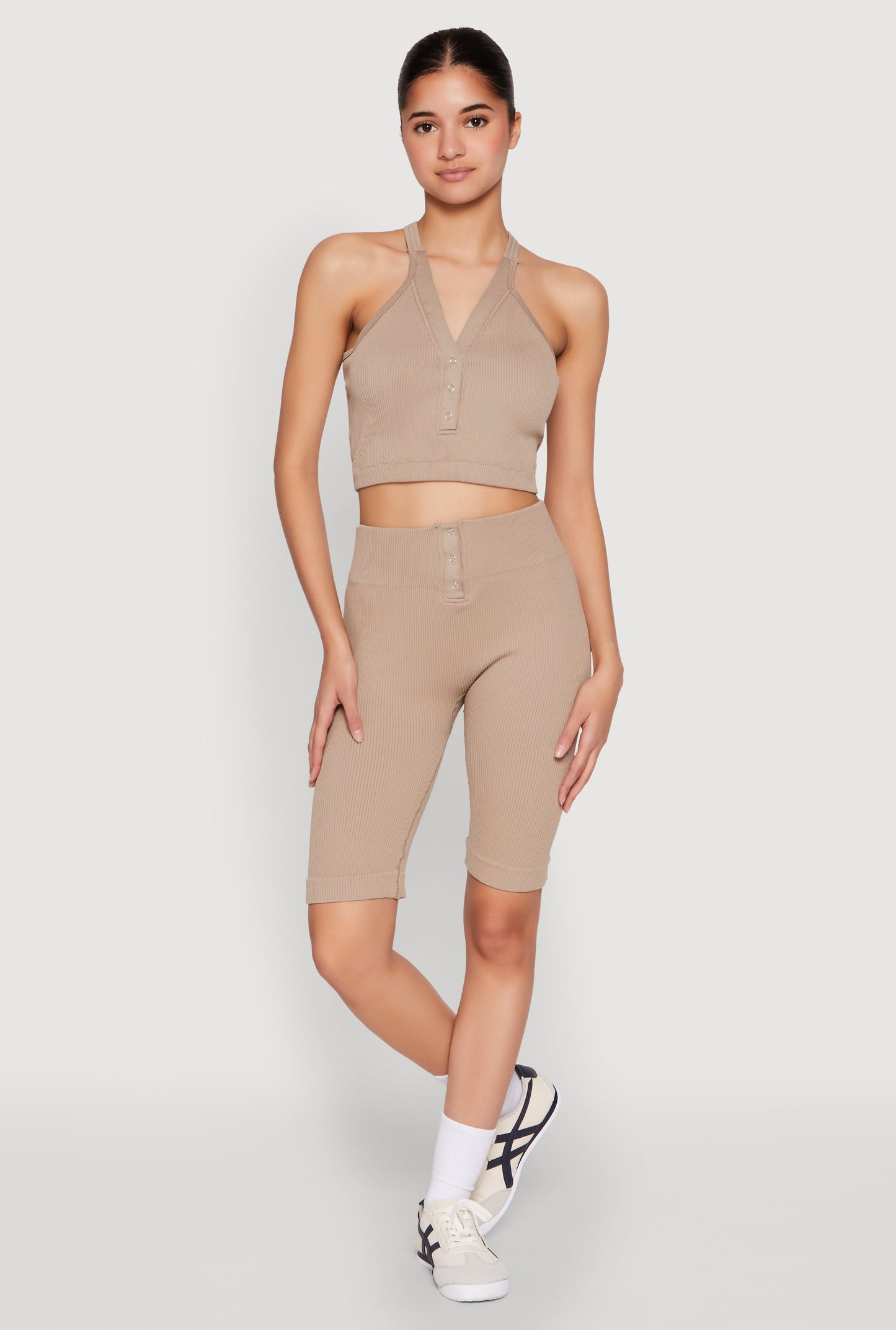 Seamless Ribbed Button Detail Biker Shorts